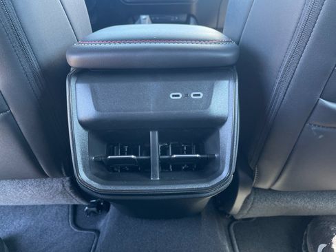 New 2026 Dodge Charger R/T AWD/4WD image 14