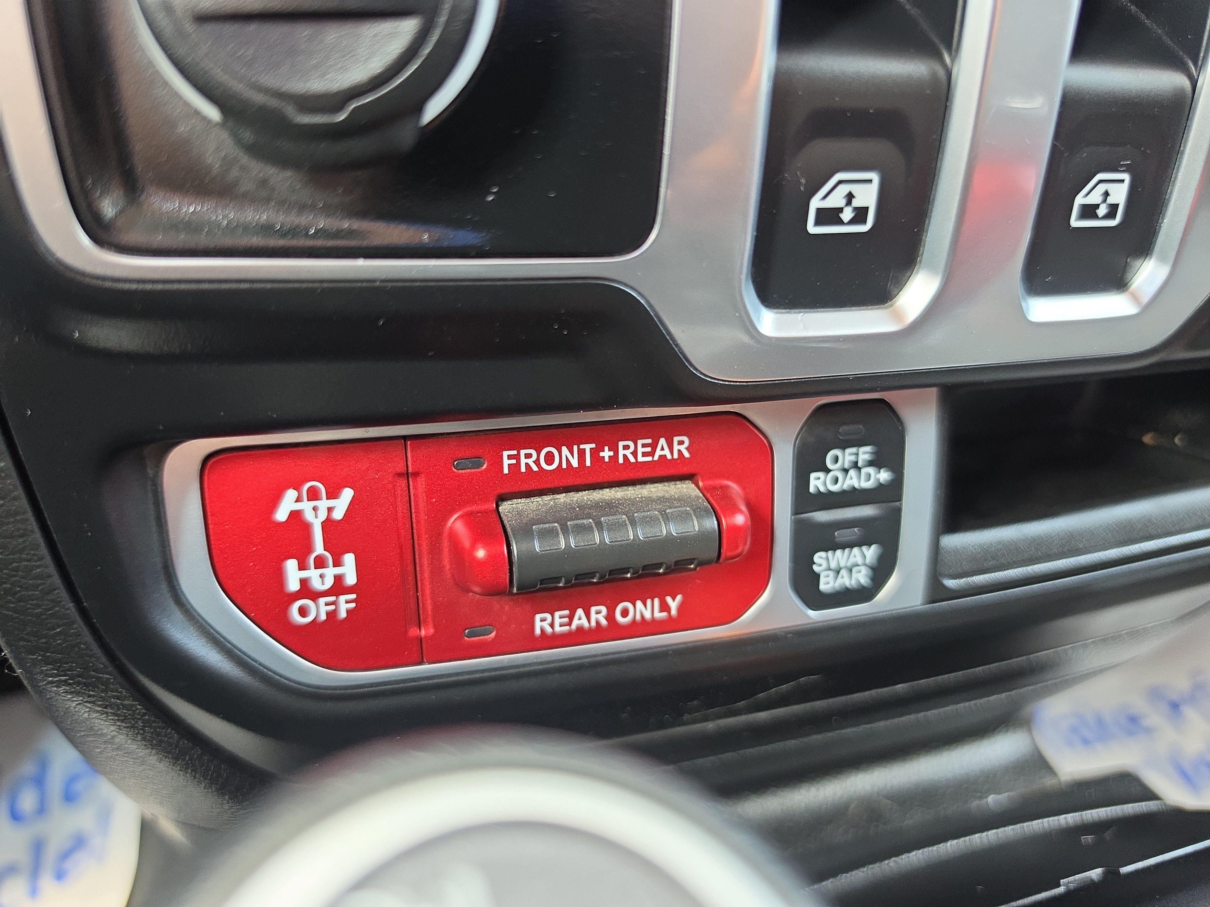 Used 2023 Jeep Wrangler Rubicon w/ Cold Weather Group AWD/4WD image 29