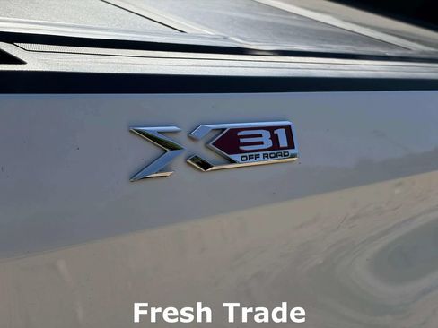 Used 2021 GMC Sierra 1500 SLT AWD/4WD image 15
