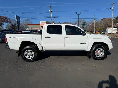 Used 2013 Toyota Tacoma 4x4 Double Cab image 8