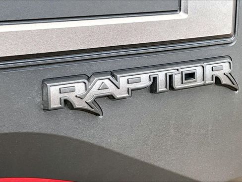 Used 2019 Ford F150 Raptor w/ Equipment Group 802A Luxury image 9