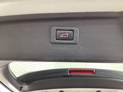 Used 2019 Subaru Outback 3.6R Limited image 34