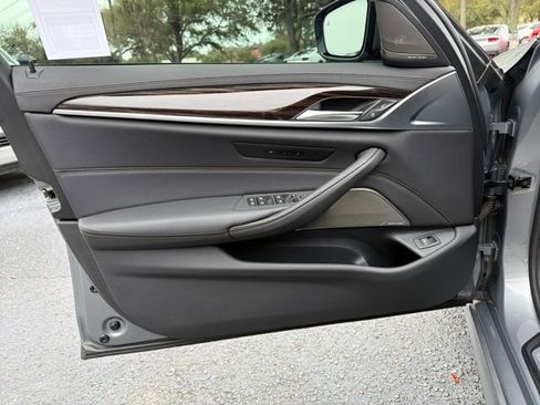 Used 2023 BMW M550i xDrive w/ Executive Package image 13