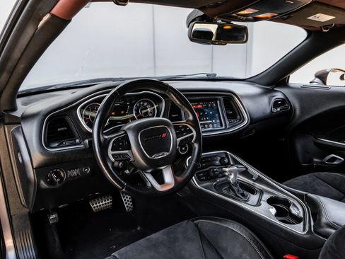 Used 2015 Dodge Challenger R/T Plus RWD image 3
