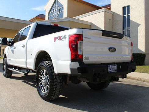 Used 2017 Ford F250 Lariat w/ Lariat Ultimate Package image 13