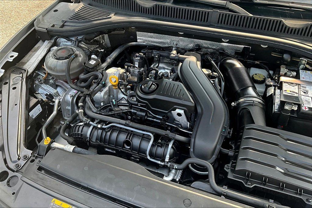 Used 2024 Volkswagen Jetta SE FWD image 28