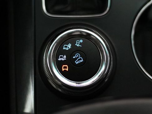 Used 2018 Ford Explorer Platinum AWD/4WD image 27