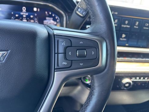 Used 2022 Chevrolet Silverado 1500 LT AWD/4WD image 18