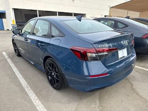 Certified 2025 Honda Civic Sport image 3