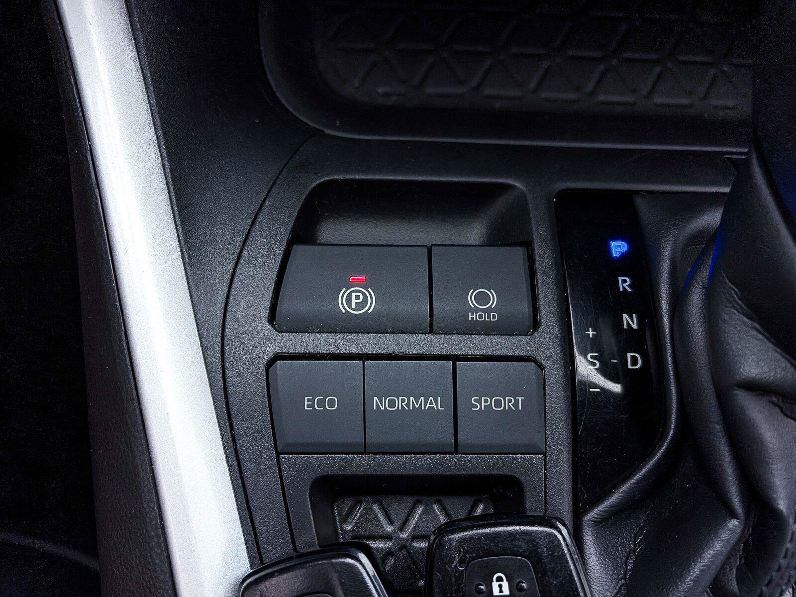 Used 2024 Toyota RAV4 XLE Premium w/ Weather Package FWD image 25