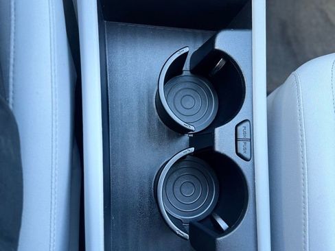 Certified 2025 Hyundai Kona SEL image 15