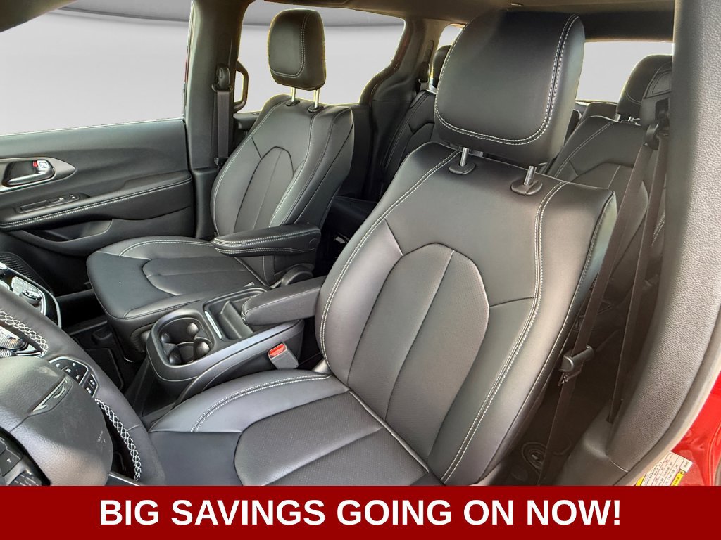 New 2027 Chrysler Pacifica Select AWD/4WD image 22