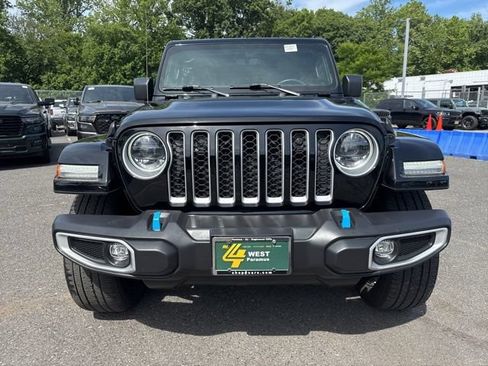 Used 2023 Jeep Wrangler Unlimited Sahara w/ Cold Weather Group AWD/4WD image 2