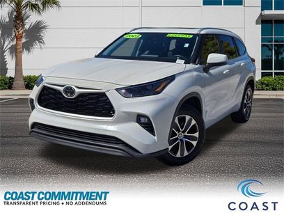 Used 2023 Toyota Highlander XLE