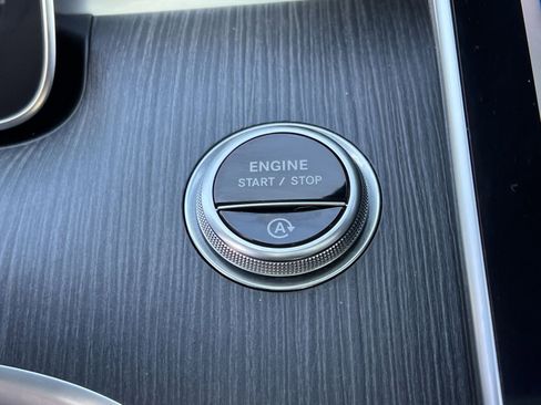 Used 2022 Mercedes-Benz C 300 4MATIC Sedan image 30