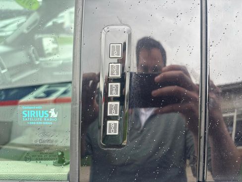 Used 2016 Ford F150 XLT image 31