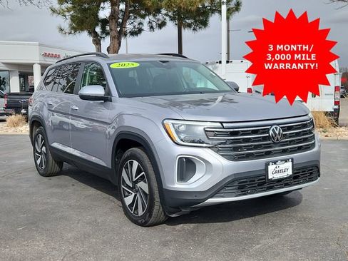 Used 2025 Volkswagen Atlas SE image 1