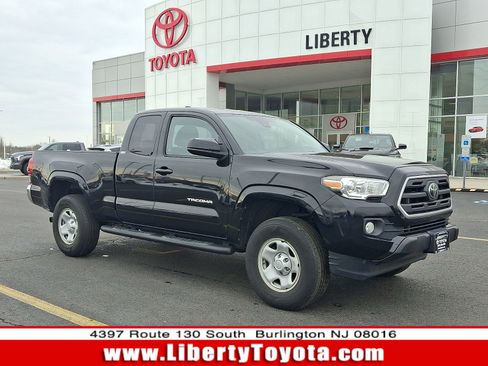 Used 2019 Toyota Tacoma SR5 image 1