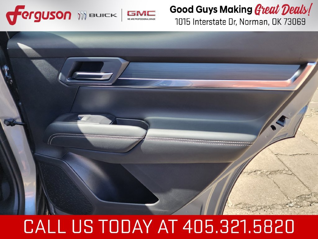 New 2027 GMC Terrain Elevation w/ Elevation Premium Package FWD image 40