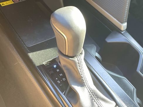 Used 2025 Toyota Camry SE FWD image 34