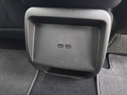 Certified 2026 Chevrolet Equinox EV LT FWD image 12