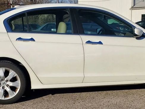 Used 2009 Honda Accord EX-L image 5