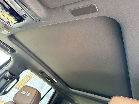 New 2026 Chevrolet Tahoe High Country image 20