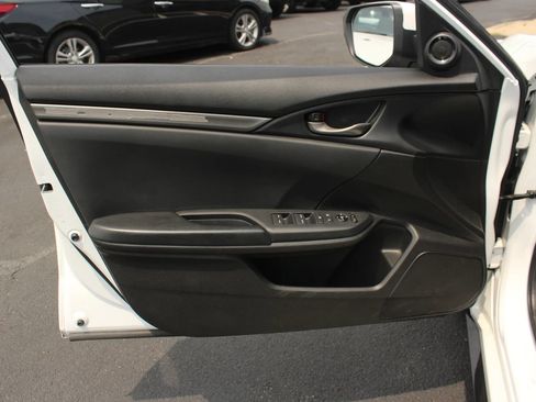 Used 2021 Honda Civic Sport image 14