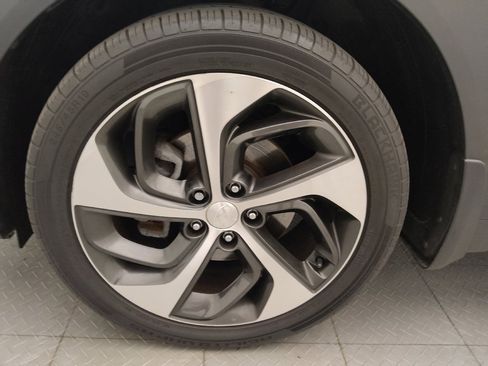 Used 2017 Hyundai Tucson Sport w/ Cargo Package FWD image 31