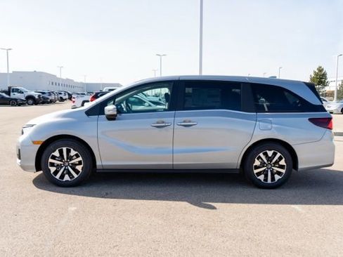 New 2026 Honda Odyssey EX-L image 4