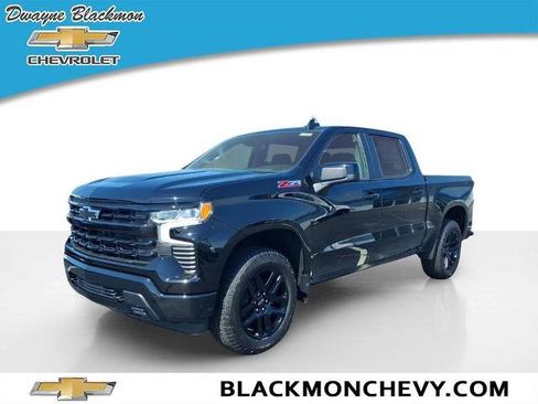 New 2026 Chevrolet Silverado 1500 RST w/ Z71 Off-Road Package AWD/4WD image 2