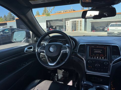 Used 2015 Jeep Grand Cherokee High Altitude RWD image 19
