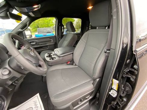 Used 2025 RAM 2500 Big Horn AWD/4WD image 10