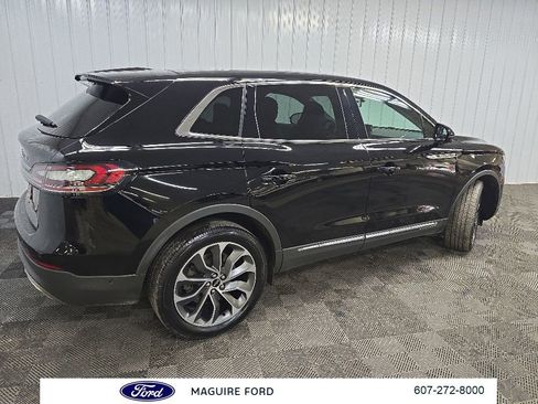 Used 2023 Lincoln Nautilus Reserve w/ Equipment Group 201A AWD/4WD image 3