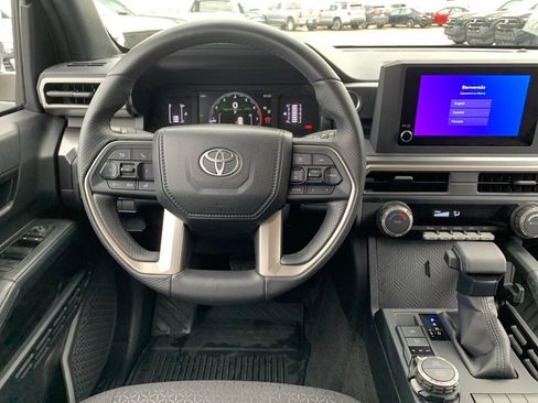 Used 2025 Toyota 4Runner SR5 image 16