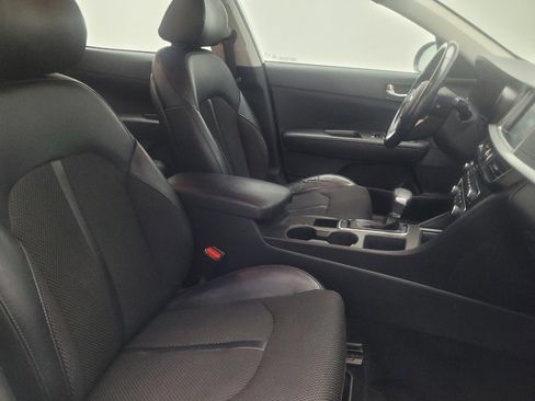 Used 2020 Kia Optima S FWD image 21
