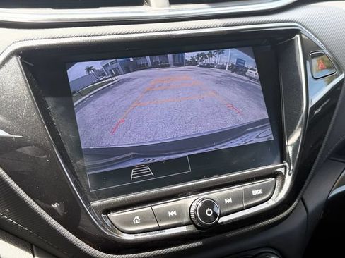 Used 2023 Chevrolet TrailBlazer LT w/ Convenience Package FWD image 23