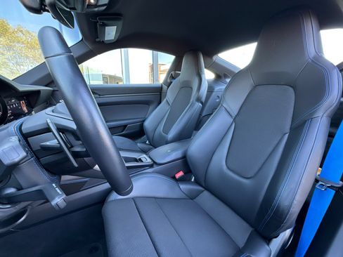 Certified 2022 Porsche 911 GT3 RWD image 5