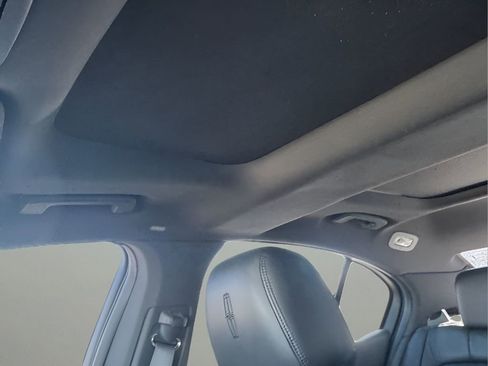 Used 2009 Lincoln MKS AWD image 14