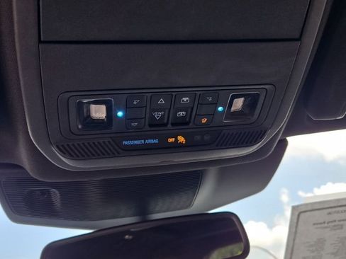 Used 2023 Ford Explorer King Ranch w/ Technology Package AWD/4WD image 27