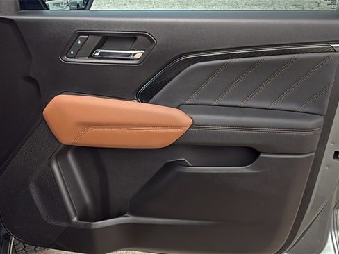 Used 2023 GMC Canyon AT4 w/ Canyon Safety Plus Package image 28