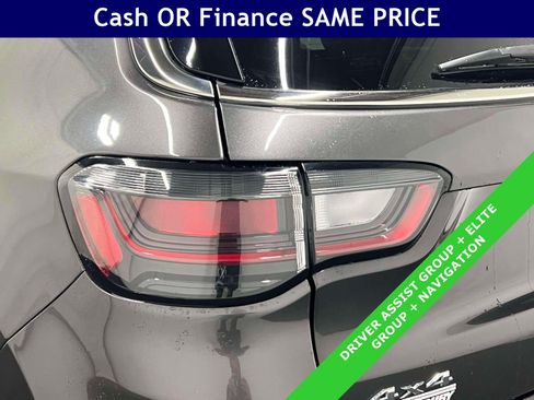 Certified 2023 Jeep Compass Limited w/ Elite Group AWD/4WD image 13