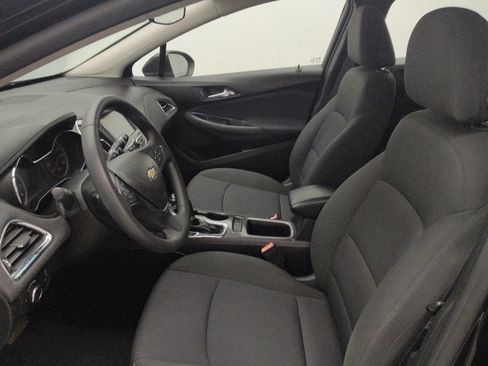 Used 2017 Chevrolet Cruze LT w/ Convenience Package FWD image 17