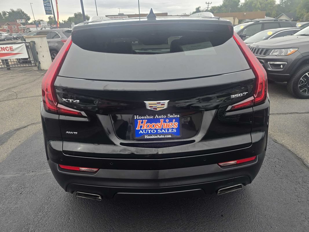 Used 2020 Cadillac XT4 Luxury w/ Cold Weather Package AWD/4WD image 12