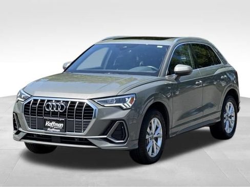 Used 2025 Audi Q3 2.0T Premium AWD/4WD image 3