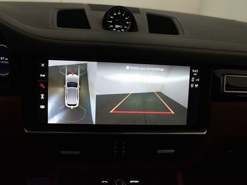 Used 2022 Porsche Cayenne GTS AWD/4WD image 31