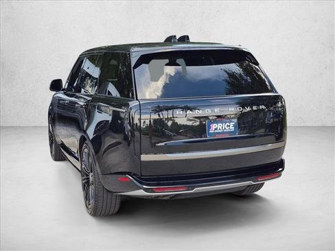 Used 2024 Land Rover Range Rover SE AWD/4WD image 8
