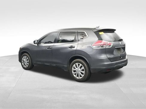 Used 2016 Nissan Rogue S FWD image 3