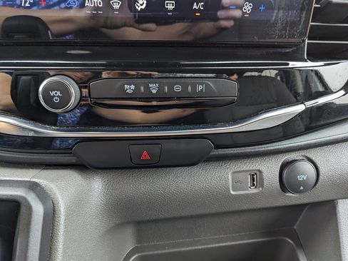 Used 2024 Ford Transit 350 XLT image 28