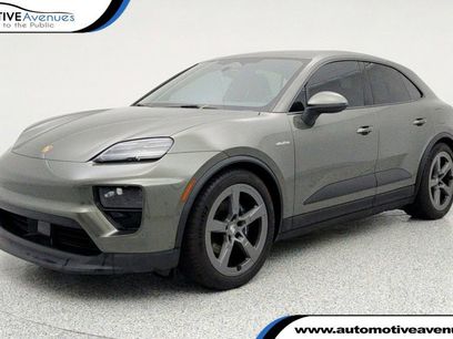Used 2025 Porsche Macan Electric w/ Premium Package